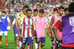 Unión e Instituto igualaron sin goles. Foto: Manuel Fabatía