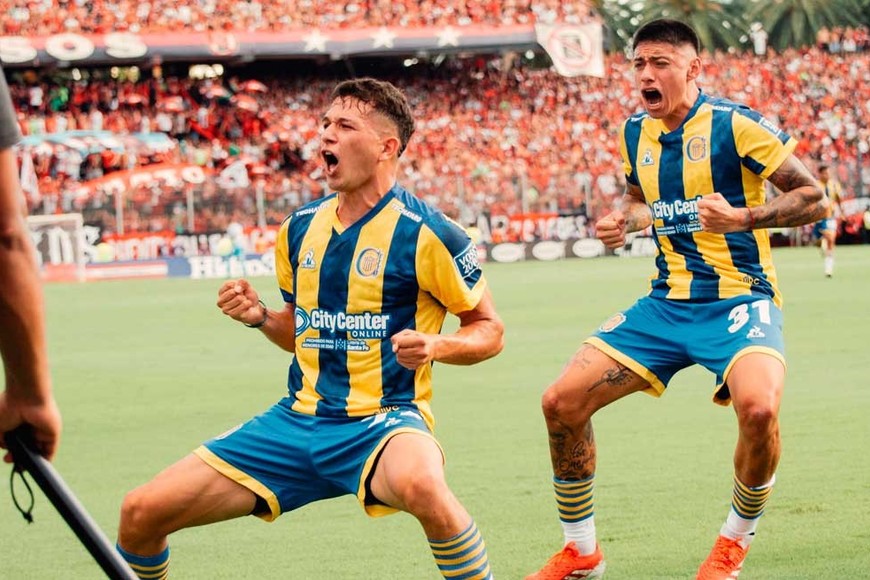 De visitante, los canallas se quedaron con el derby.