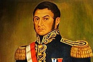 “Perdón general San Martín, te homenajeamos, pero no copiamos tus virtudes”, dice el autor.