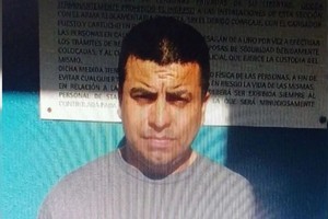Leandro Marcelo Farías, de 35 años, fugado de la comisaría 15° rosarina.