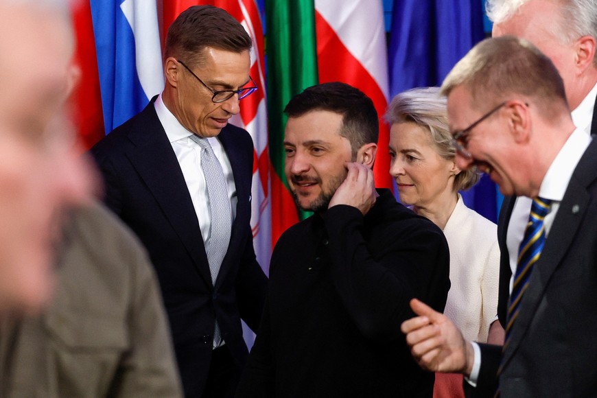 Ukrainian President Volodymyr Zelenskiy, European Commission President Ursula von der Leyen, Latvia's President Edgars Rinkevics, Lithuania's President Gitanas Nauseda and Finland's President Alexander Stubb gather on the day of a press conference after the 'Support Ukraine' summit, marking the third anniversary of the Russian invasion, in Kyiv, Ukraine, February 24, 2025. REUTERS/Gleb Garanich/Pool