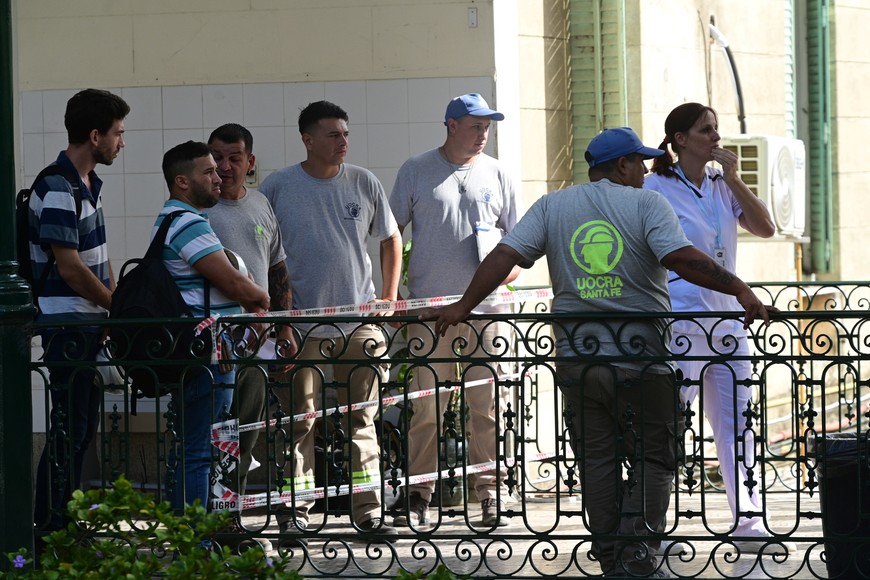 Angustia es la que habitó el hospital el lunes, cuando ocurrió el accidente. Flavio Raina.