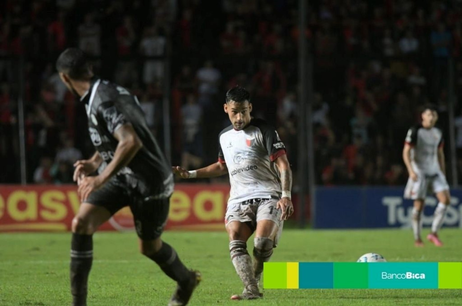 Galería BICA: Colón vs Chaco For Ever.