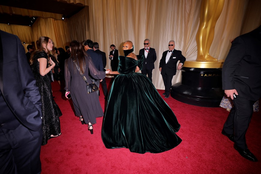 Cynthia Erivo makes her way along the red carpet during the Oscars arrivals at the 97th Academy Awards in Hollywood, Los Angeles, California, U.S., March 2, 2025. REUTERS/Mike Blake