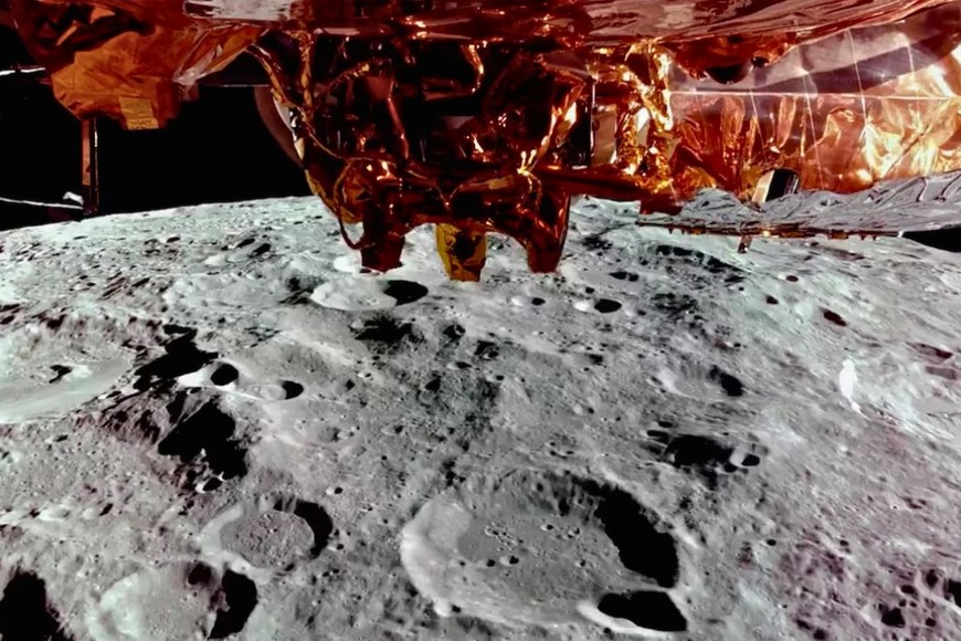 La nave Blue Ghost de la sonda propiedad de Firefly Aerospace logró un aterrizaje exitoso en la Luna