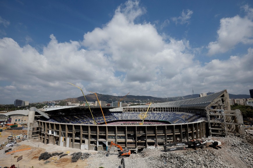 Soccer Football - General views of Camp Nou Construction - Camp Nou, Barcelona, Spain - July 13, 2023
General view as construction work continues on Camp Nou REUTERS/Albert Gea