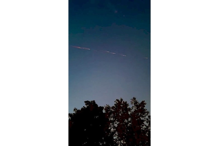 El misterioso resplandor pudo ser observado desde distintas localidades de la región.