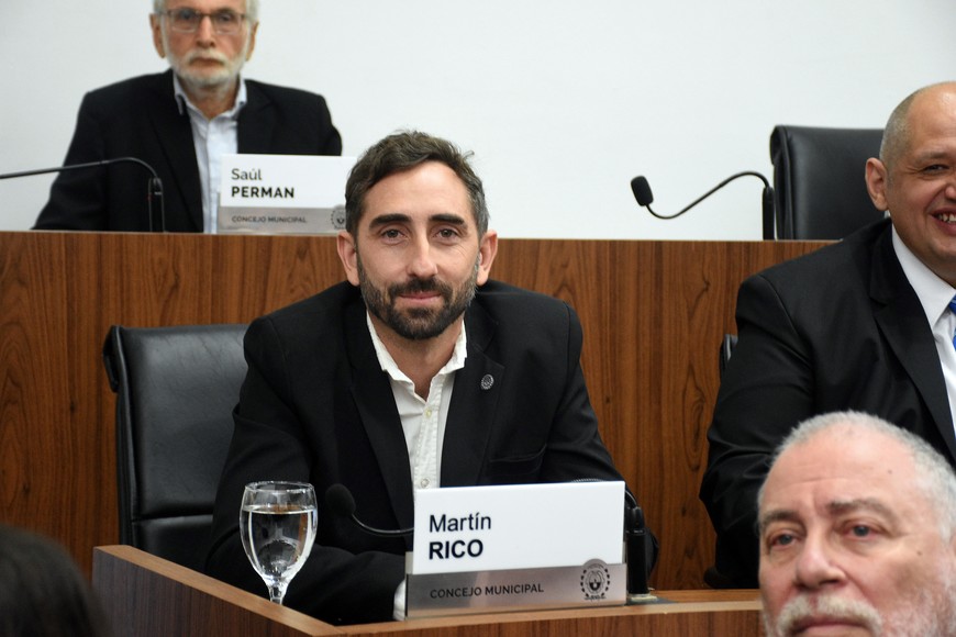 Martín Rico, en su banca del recinto de calle Salta 2943.