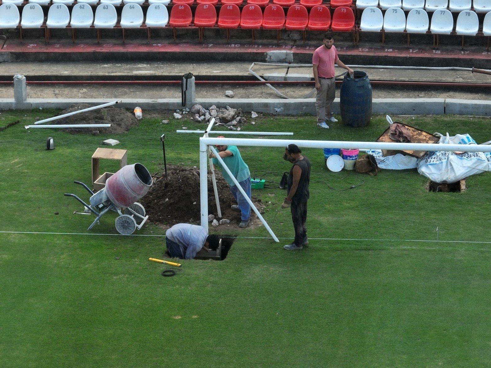 Unión agrandó los arcos del 15 de Abril.