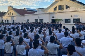 Régimen de internado pleno de los cadetes