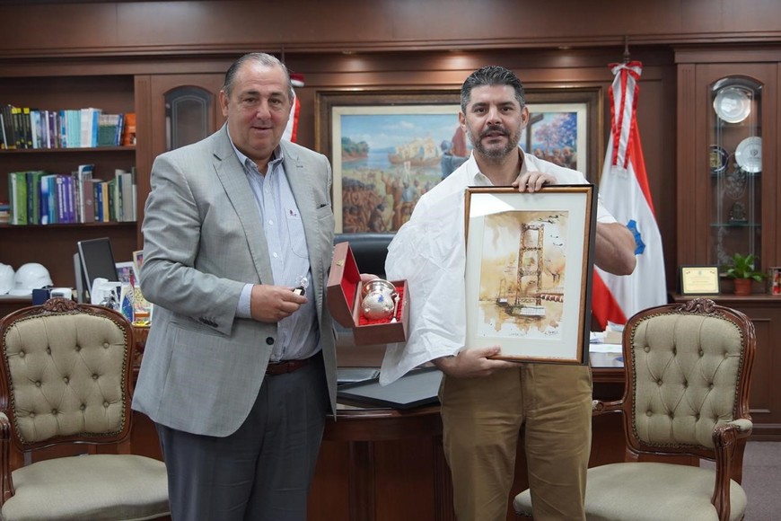 El intendente Poletti junto a su par de Asunción en Paraguay. Crédito: Fernando Nicola