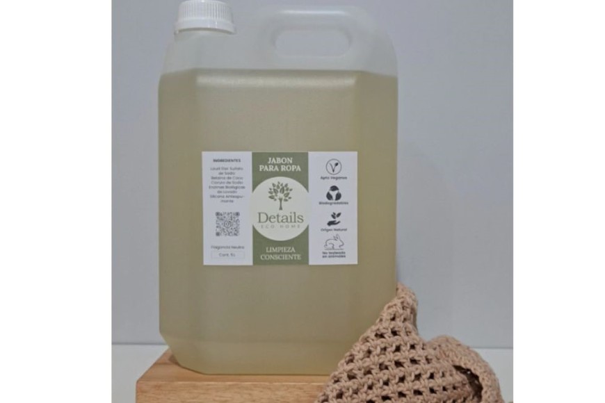 Jabón liquido concentrado para lavarropas o lavado a mano.