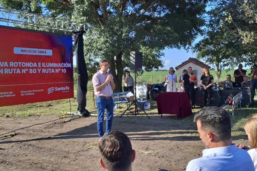 La rotonda estará ubicada en el actual peligroso cruce de las Ruta 10 y 80, a pocos metros de uno de los ingresos principales a Gálvez. Crédito: Portal de Medios.