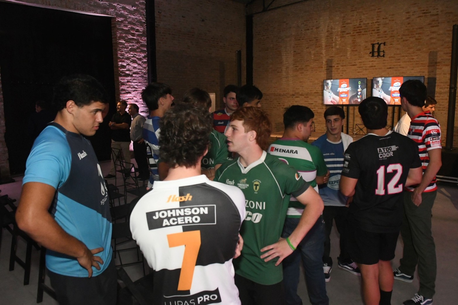 Presentación copa Sanatorio Santa Fe del Torneo Dos Orillas de Rugby