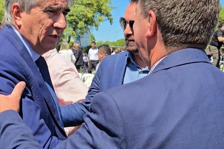 “El acceso a la salud no depende de un gobierno, sino de las decisiones que tomamos juntos, día a día, todos los días, para que cada localidad tenga los recursos que necesita”, afirmó el legislador.