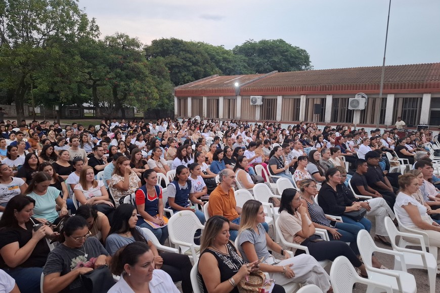 Skliar abordó temas vinculados a la educación, la inclusión y el rol de la escuela en la actualidad. Crédito: Luis Verón