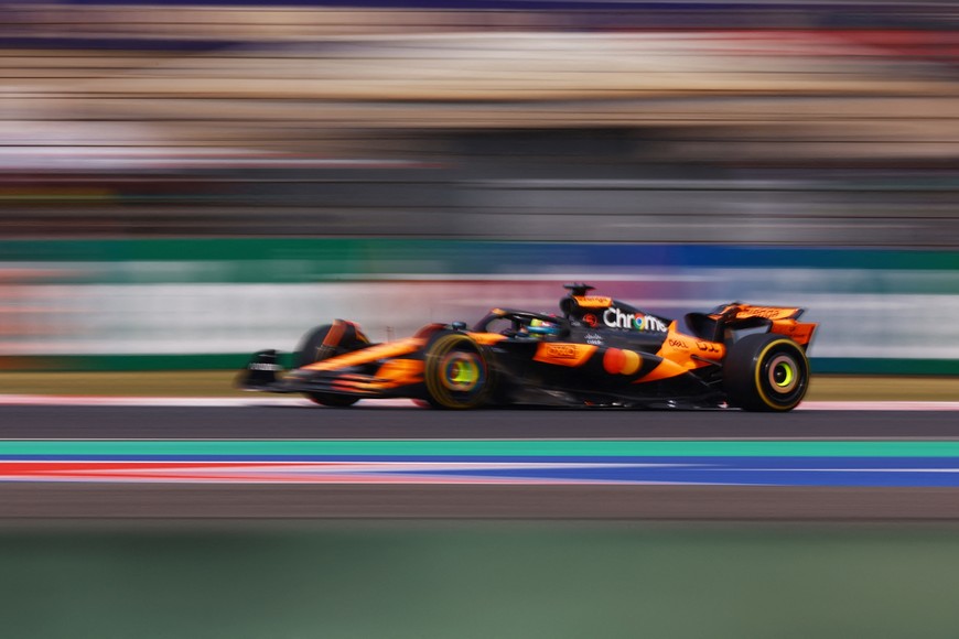Formula One F1 - Chinese Grand Prix - Shanghai International Circuit, Shanghai, China - March 23, 2025
McLaren's Oscar Piastri in action during the race REUTERS/Edgar Su