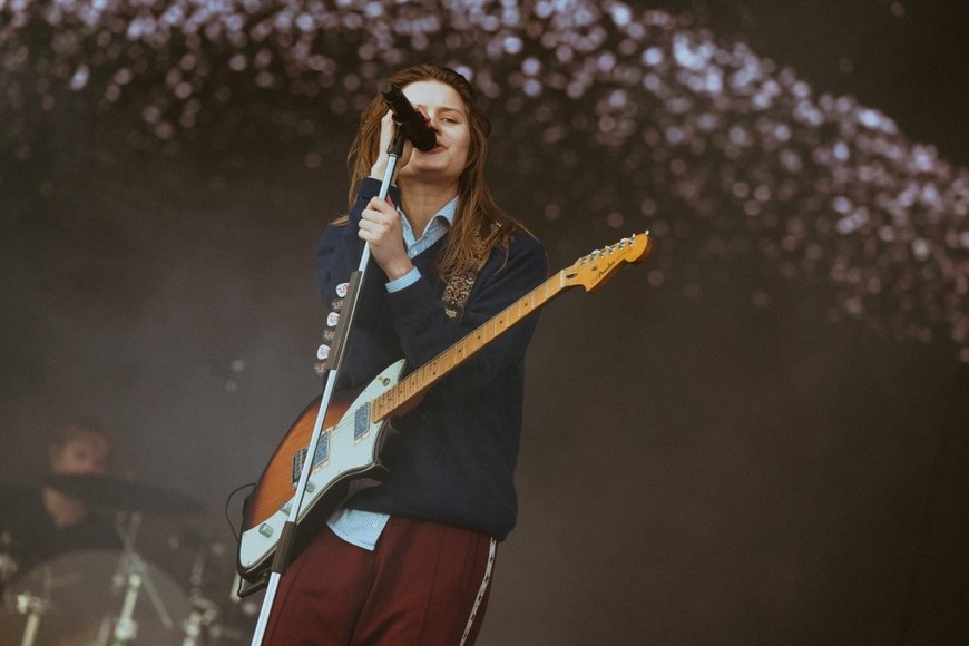 Lollapalooza 2025: Girl in Red desplegó sus canciones de desamor en clave de indie rock. Foto: Gentileza Irish Suárez
