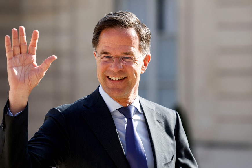 NATO Secretary General Mark Rutte gestures as he arrives for a meeting with European leaders and Ukraine's President Volodymyr Zelenskiy on peace and security for Ukraine, at the Elysee Palace in Paris, France, March 27, 2025. REUTERS/Sarah Meyssonnier