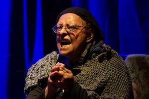 Susana Schwartz en “Ácida noche”. Foto: Gentileza producción