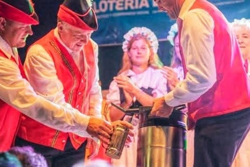 Santo Domingo y su tradicional celebración cervecera podría convertirse en Fiesta Provincial
