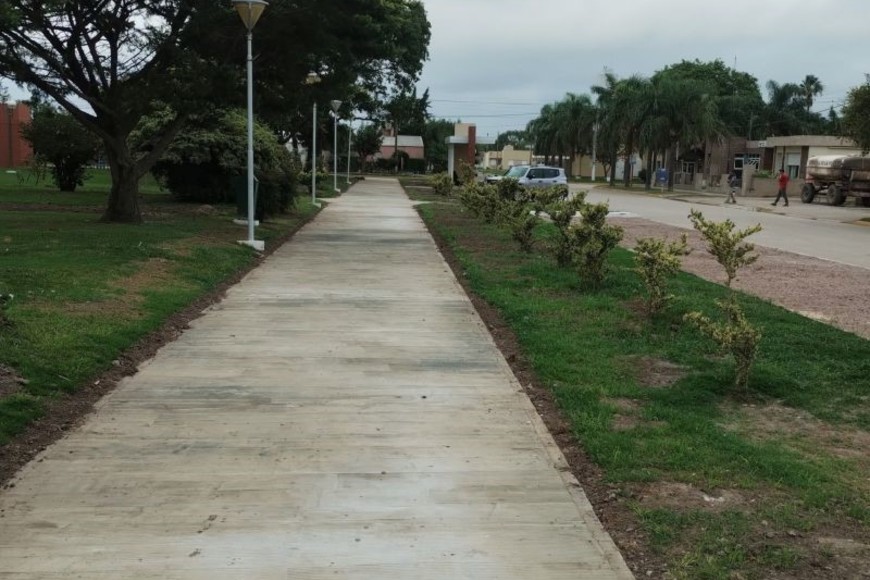 Mathey hizo referencia a los trabajos que se llevaron a cabo en la plaza central del pueblo.