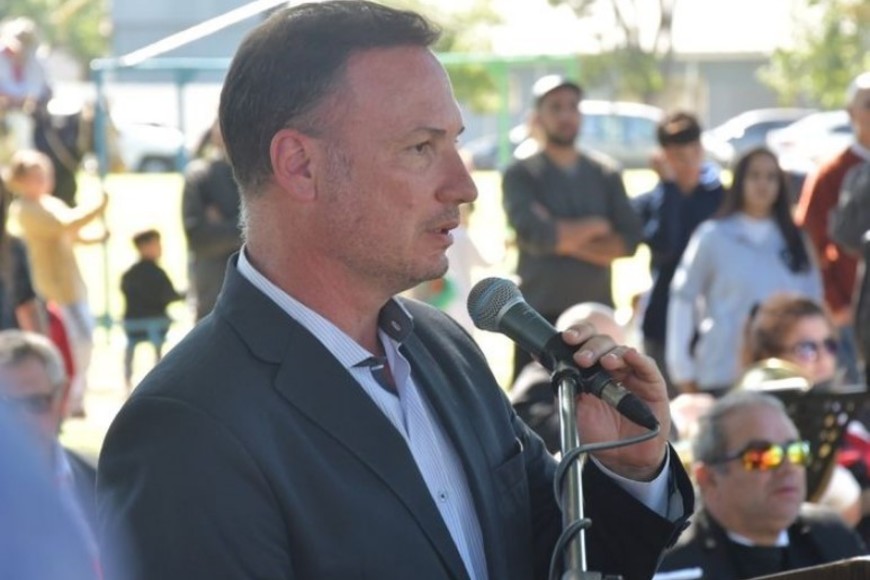 Lisandro Enrico destacó que "Argentina luchó con dignidad en defensa de su soberanía”.