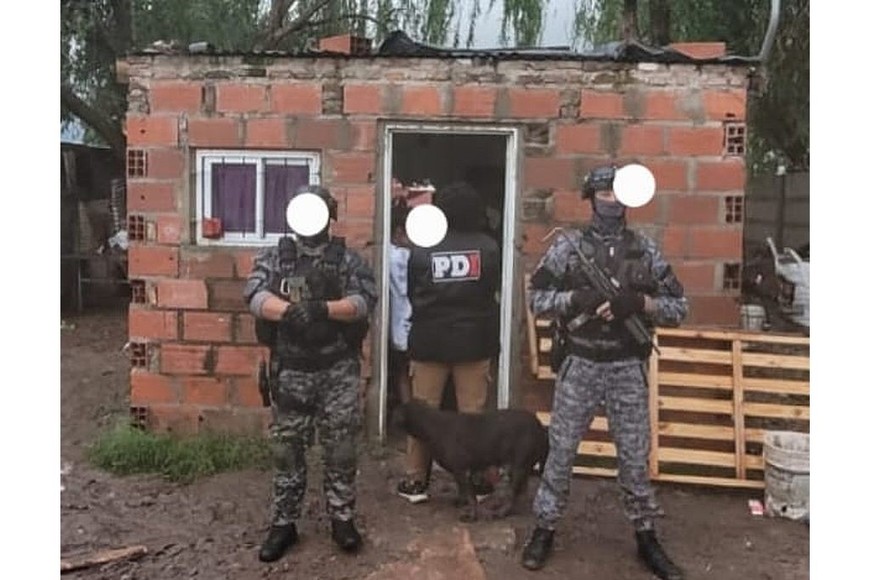 Personal de choque y de PDI realizó allanamientos en cuatro domicilios de San Lorenzo, el viernes pasado.