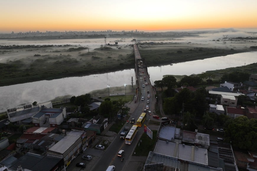 Así lucía el puente Carretero este jueves por la mañana. Crédito: Fernando Nicola