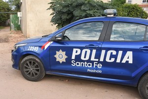 Personal policial trabaja en la investigación del hecho.