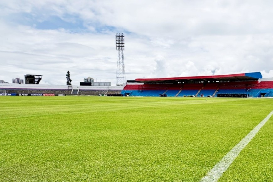 Así lucía el Estadio Olímpico de Riobamba. Crédito: Prensa Mushuc Runa
