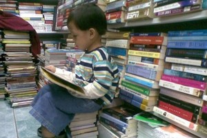 Las literaturas infantiles y juveniles, orales y cercanas, forman parte de un universo más grande...