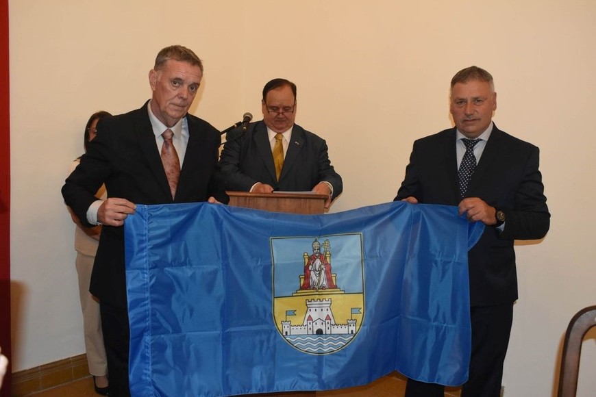 Chovet ha sido tierra de acogida para familias croatas que llegaron desde Hvar buscando oportunidades.