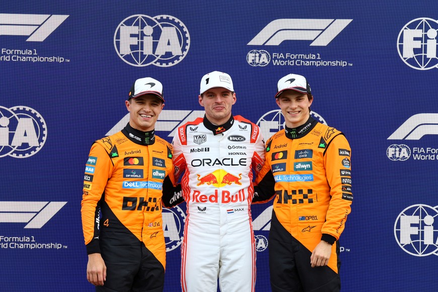 Formula One F1 - Japanese Grand Prix - Suzuka Circuit, Suzuka, Japan - April 5, 2025
Red Bull's Max Verstappen poses after qualifying in pole position with second placed McLaren's Lando Norris and third placed McLaren's Oscar Piastri REUTERS/Issei Kato