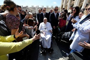 Francisco reapareció en el Vaticano. Foto: REUTERS