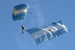 Impresionante presencia militar en Rafaela por el centenario de su aeroclub