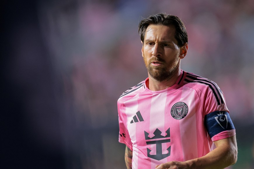 Apr 9, 2025; Ft. Lauderdale, Florida, USA; Inter Miami CF forward Lionel Messi (10) looks on against the Los Angeles FC during the second half at Chase Stadium. Mandatory Credit: Sam Navarro-Imagn Images