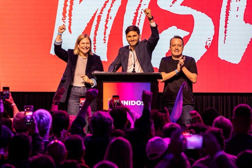 Pullaro habló desde Rosario con Scaglia (PRO) y Blanco (PS).