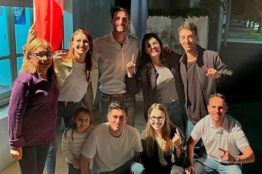 Aira irá en busca de un nuevo mandato en las elecciones generales del 29 de junio en San Vicente.