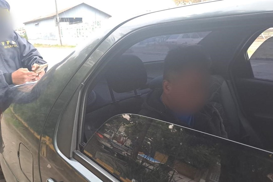 El momento de la detención del hombre de nacionalidad paraguaya.