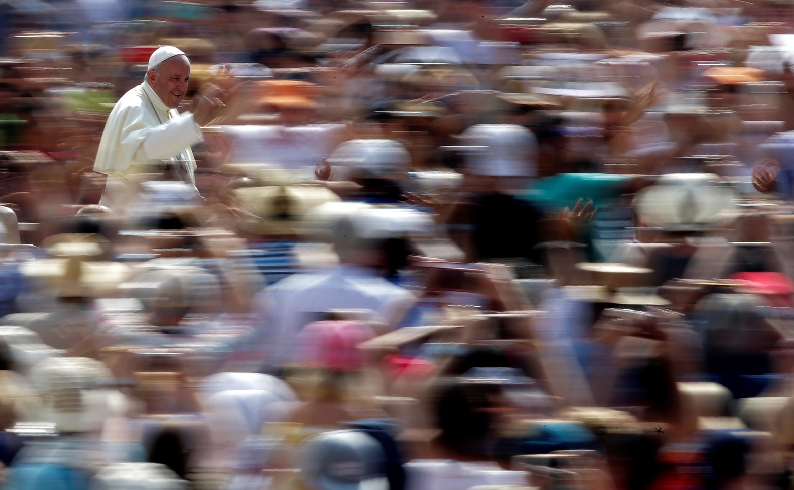 2017: Francisco y las multitudes