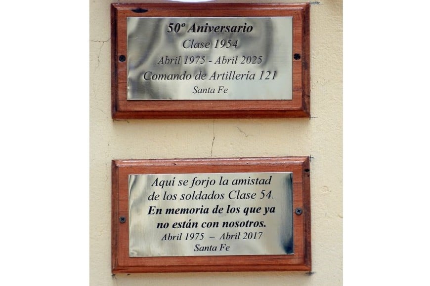 La placa conmemorativa para la Clase ‘54.