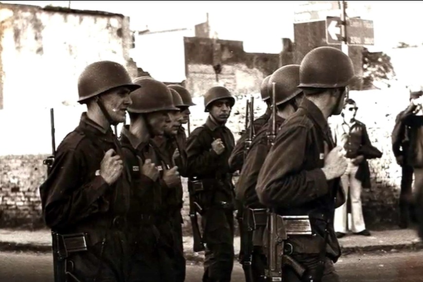 La foto, un registro gráfico del año 1975 en el ex Reg. 12 de infantería.