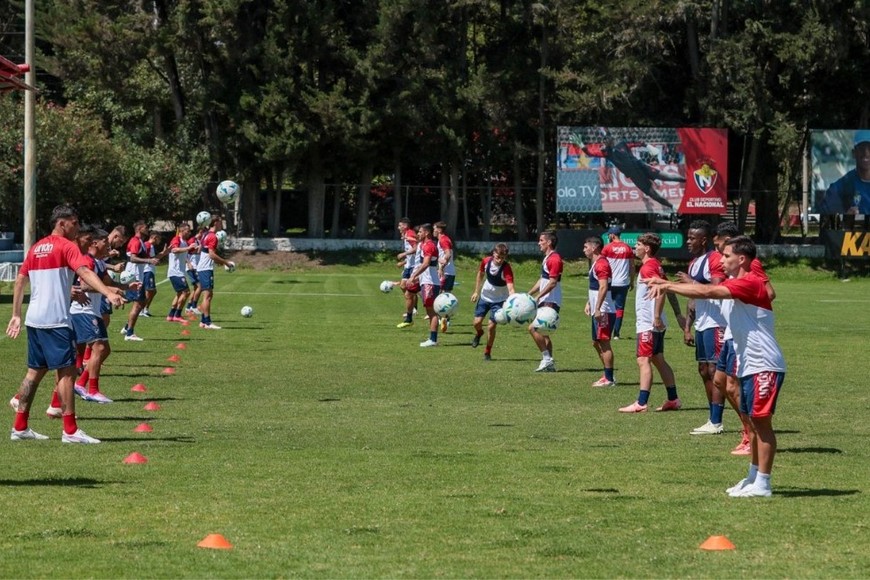 El rojiblanco se entrenó en las instalaciones de El Nacional. Crédito: Prensa Unión