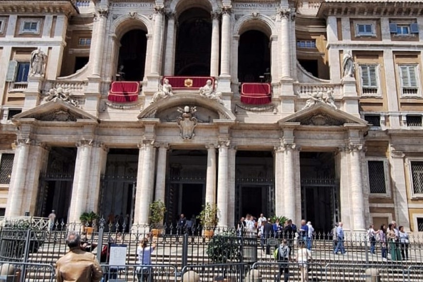 Frente de la Basílica de Santa María la Mayor, donde descansará el papa Francisco. Crédito: El Litoral