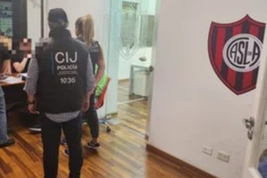Allanaron la sede de San Lorenzo tras el video de Moretti