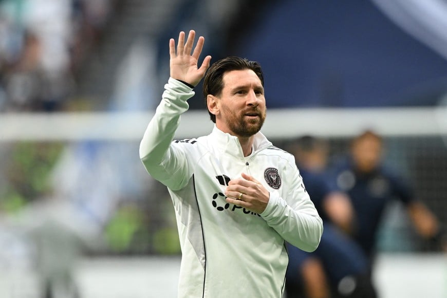 Apr 24, 2025; Vancouver, British Columbia, CAN;  Inter Miami SC forward Lionel Messi (10) warms up prior to the match against the Vancouver Whitecaps FC at BC Place. Mandatory Credit: Anne-Marie Sorvin-Imagn Images
