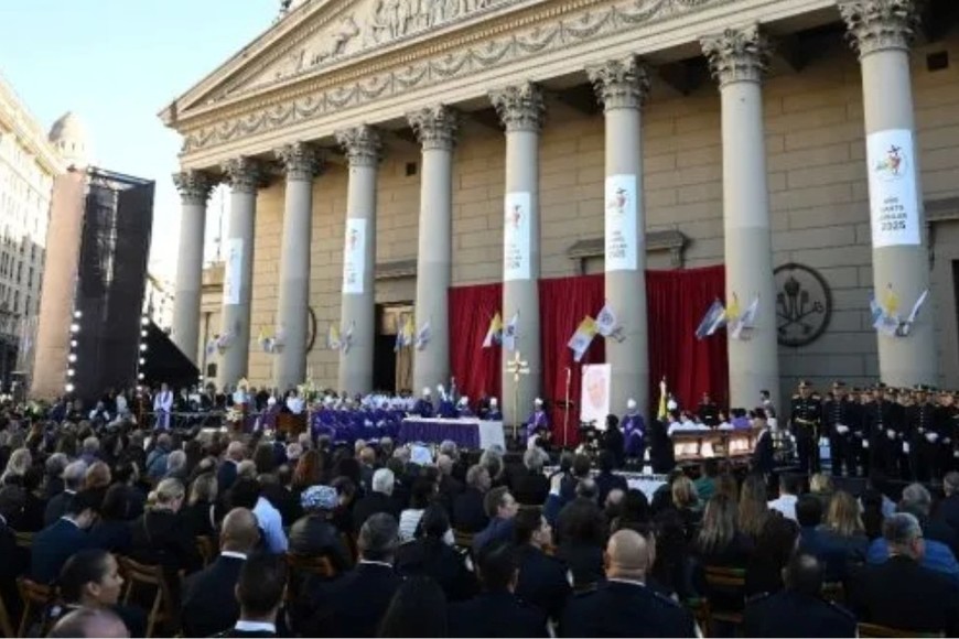 Así lucía la Catedral durante la misa.