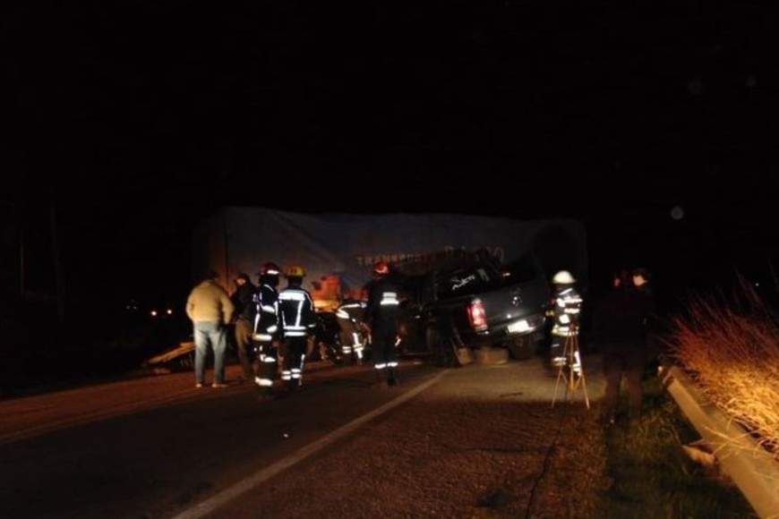 En el lugar, trabajaron los equipos de emergencia durante más de tres horas.
