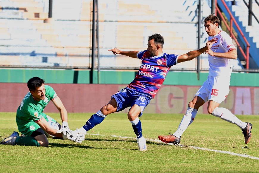 Unión-Barracas Central | Torneo Apertura Fecha 15 | Estadio Julio Humberto Grondona. Foto: Juan Manuel Foglia